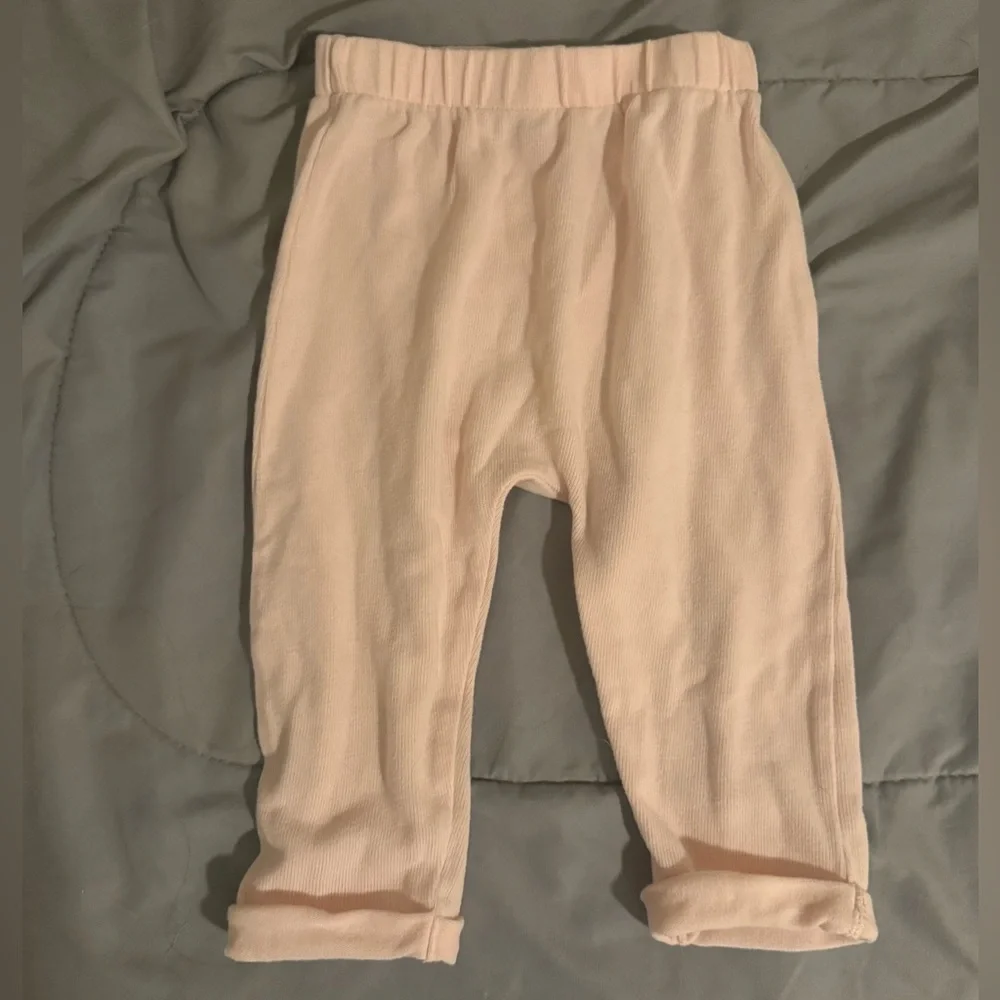 Great Condition! 3 Girls Outfits, 12 Months